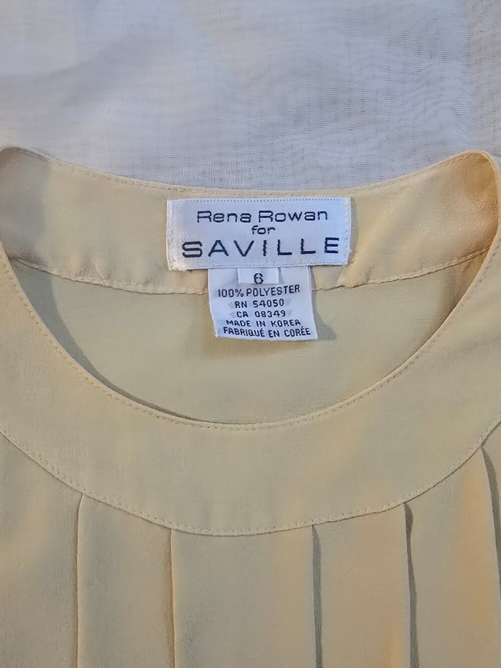 Rena Rowan for Saville Size 6 Vintage 90s Yellow Pleated Short Sleeve Blouse Vtg